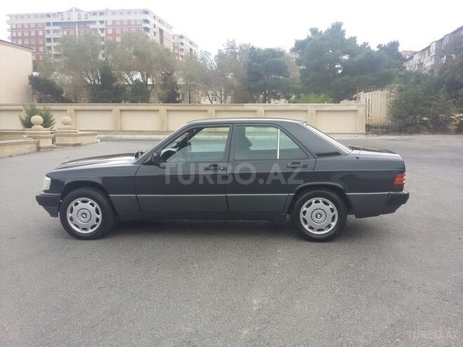Mercedes 190 1993, 290,000 km - 2.0 л - Bakı