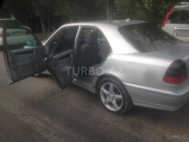 Mercedes C 180 1998, 284,958 km - 1.8 l - Bakı