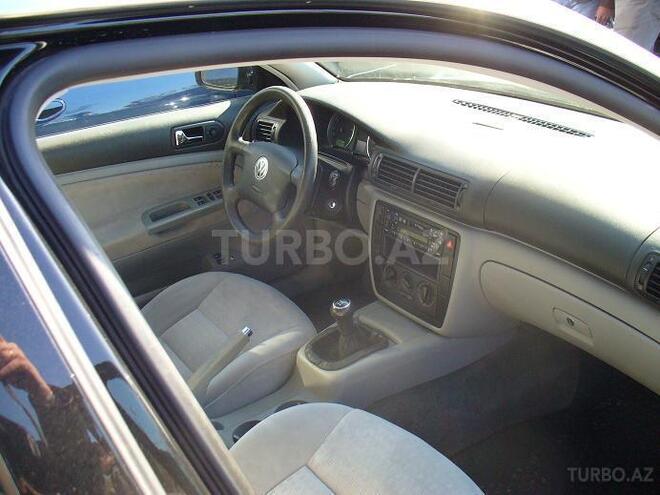 Volkswagen Passat 2002, 150,000 km - 2.4 l - Bakı