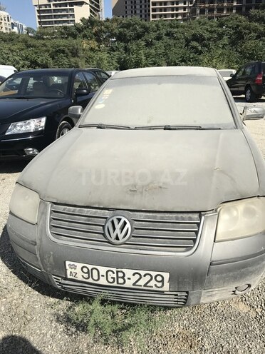 Volkswagen Passat 2002, 150,000 km - 2.4 l - Bakı