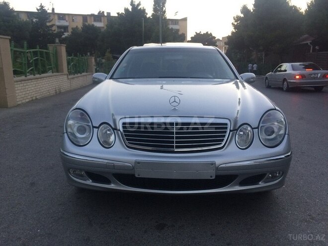 Mercedes E 240 2002, 292,400 km - 2.6 l - Bakı
