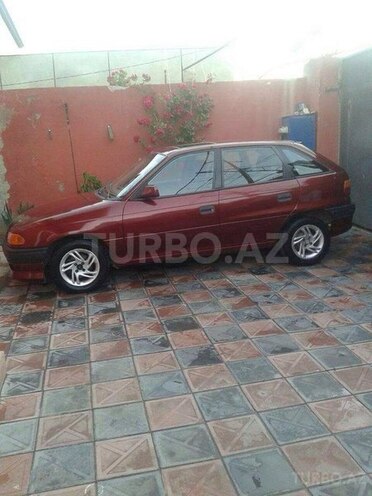 Opel Astra 1993, 290,000 km - 1.8 л - Xırdalan