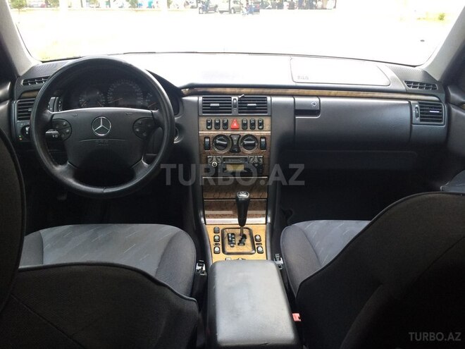 Mercedes E 280 2000, 208,950 km - 2.8 l - Bakı