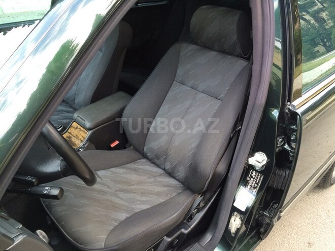 Mercedes E 280 2000, 208,950 km - 2.8 l - Bakı