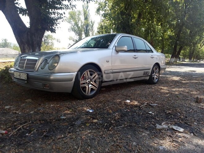 Mercedes E 320 1995, 246,666 km - 3.2 l - İsmayıllı