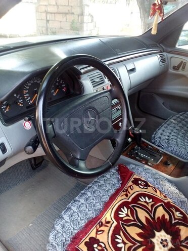 Mercedes E 320 1995, 246,666 km - 3.2 l - İsmayıllı