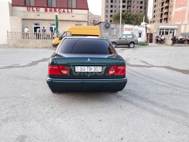 Mercedes E 200 1999, 255,000 km - 0.2 л - Bakı