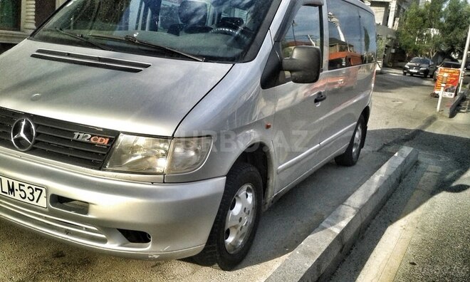 Mercedes Vito 2000, 325,000 km - 2.2 l - Bakı