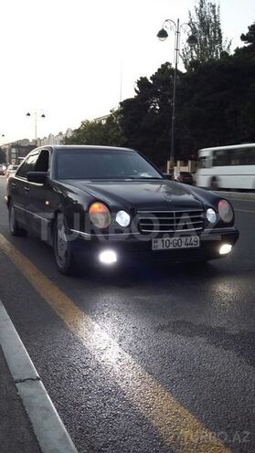 Mercedes E 280 1995, 300,000 km - 2.8 l - Bakı