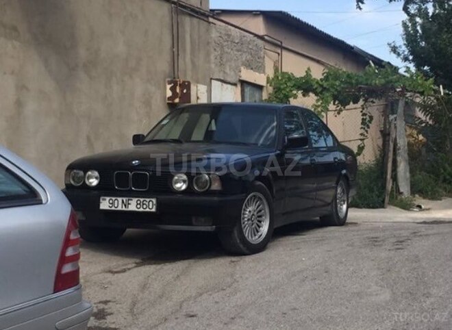 BMW 525 1993, 293,000 km - 2.5 l - Bakı