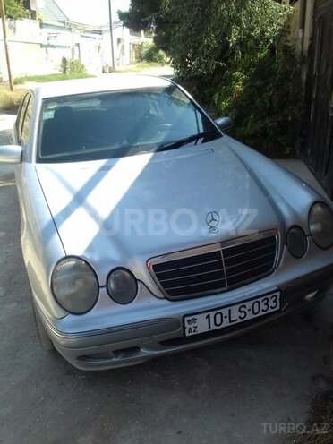 Mercedes E 220 2000, 300,000 km - 0.1 l - Bakı
