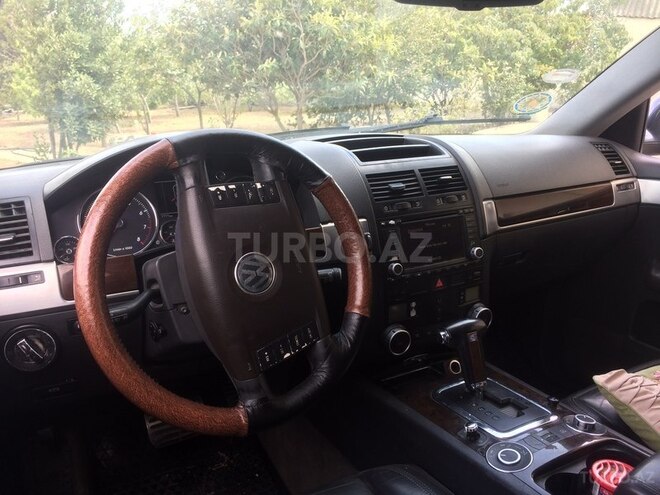 Volkswagen Touareg 2005, 191,000 km - 4.2 л - Bakı