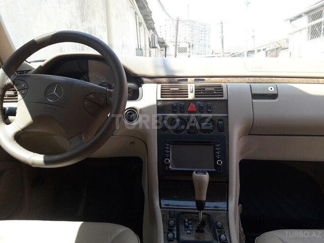 Mercedes E 240 2000, 309,000 km - 2.6 l - Bakı