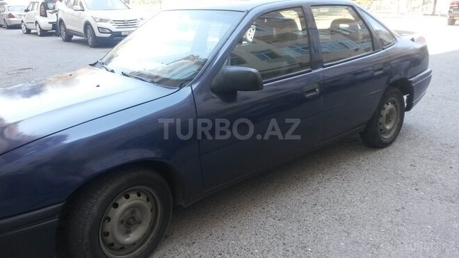 Opel Vectra 1994, 420,000 km - 2.0 l - Sumqayıt