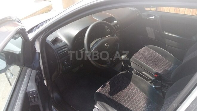 Opel Astra 2001, 270,000 km - 1.6 l - Qusar