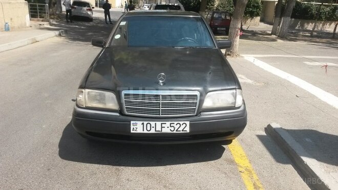Mercedes C 180 1995, 240,000 km - 1.8 л - Bakı