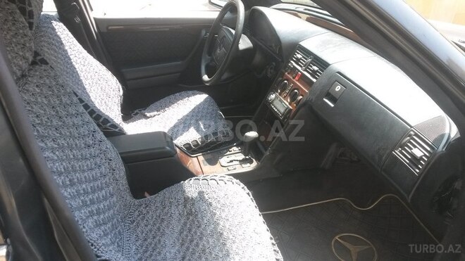 Mercedes C 180 1995, 240,000 km - 1.8 л - Bakı