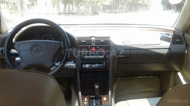 Mercedes C 220 1996, 275,000 km - 2.2 l - Sumqayıt