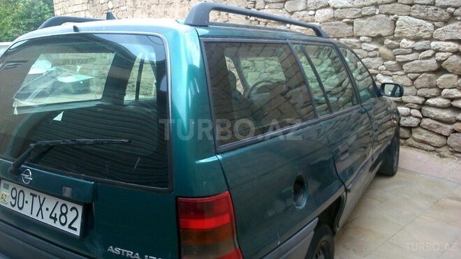 Opel Astra 1995, 292,000 km - 1.7 l - Sumqayıt