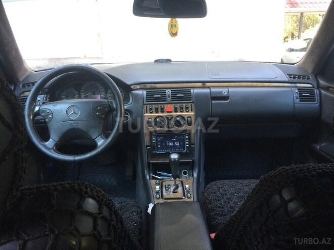Mercedes E 280 2000, 276,500 km - 2.8 l - Bakı
