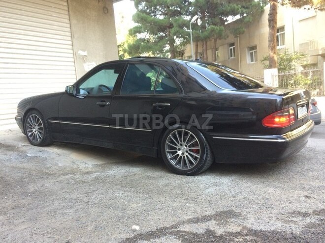 Mercedes E 280 2000, 276,500 km - 2.8 l - Bakı