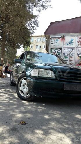 Mercedes C 220 1997, 325,000 km - 2.2 l - Bakı