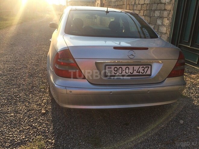 Mercedes E 240 2002, 254,000 km - 2.4 l - Sumqayıt