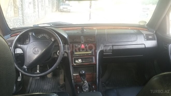 Mercedes C 200 1998, 220,000 km - 0.2 l - Ağstafa