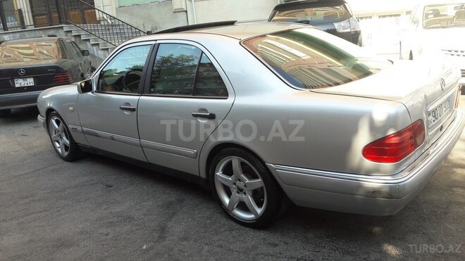 Mercedes E 230 1996, 333,333 km - 2.3 l - Bakı