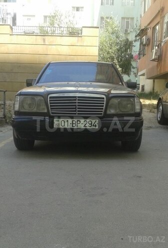 Mercedes E 300 1986, 250,000 km - 3.0 l - Bakı