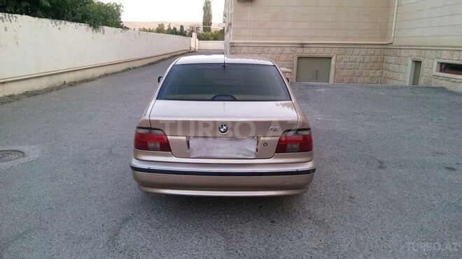 BMW 523 1999, 224,000 km - 2.5 l - Şamaxı