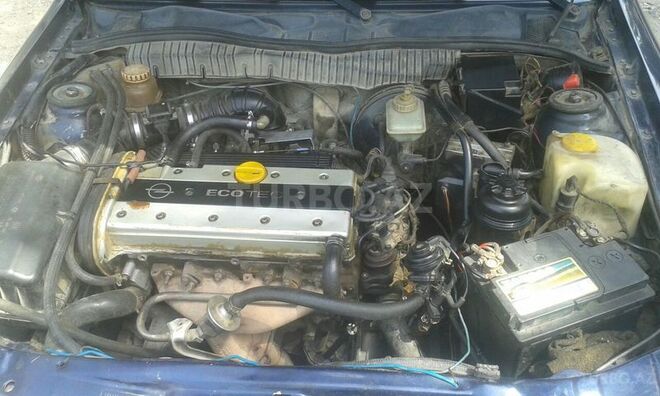 Opel Vectra 1995, 365,148 km - 2.0 л - Ağstafa