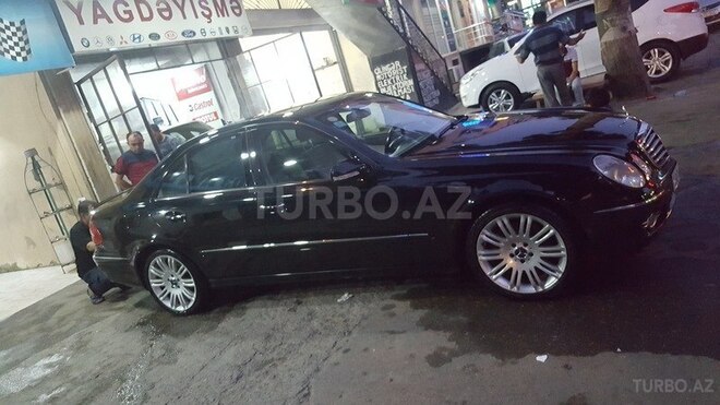 Mercedes E 350 2007, 185,000 km - 3.5 l - Bakı