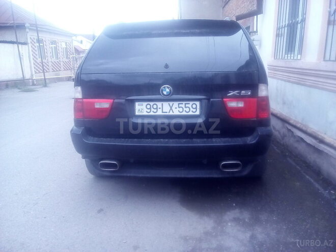 BMW X5 2001, 389,000 km - 4.4 l - Quba