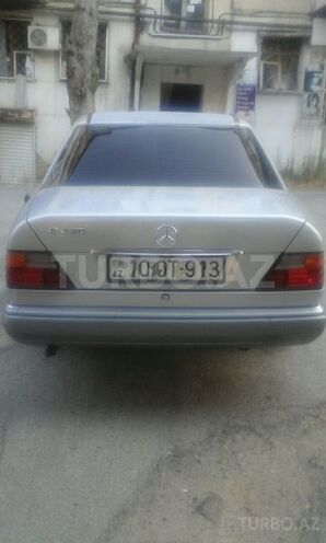 Mercedes E 230 1993, 350,000 km - 2.3 l - Bakı