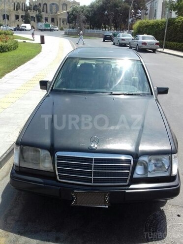 Mercedes E 280 1994, 213,000 km - 2.8 l - Bakı