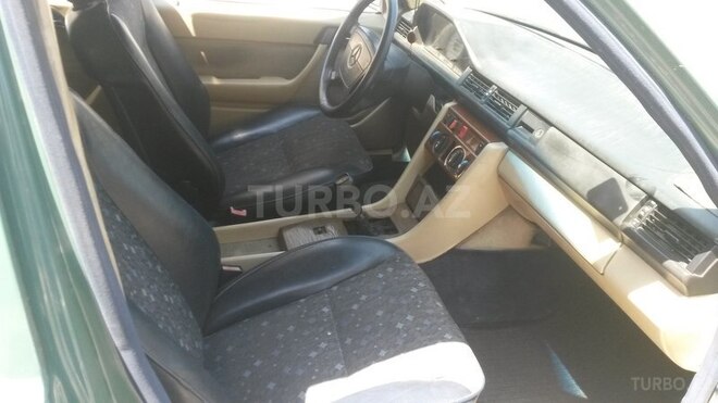 Mercedes E 200 1989, 370,000 km - 2.0 l - Bakı