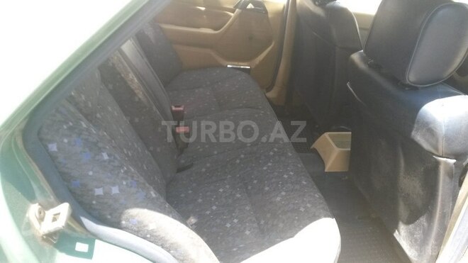 Mercedes E 200 1989, 370,000 km - 2.0 l - Bakı