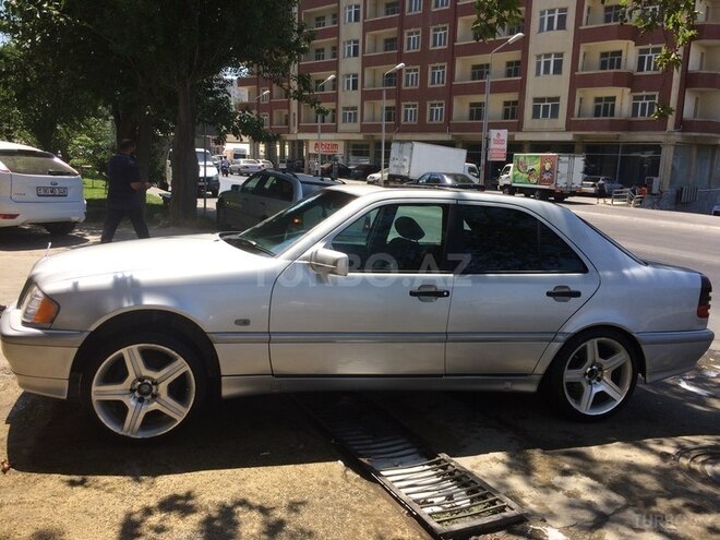 Mercedes C 180 1998, 210,000 km - 1.8 l - Bakı