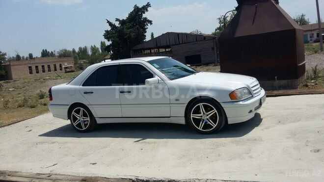 Mercedes C 240 1999, 170,125 km - 2.4 l - Bərdə
