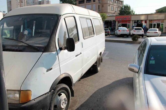 GAZ 2705 1998, 200,000 km - 2.4 л - Bakı