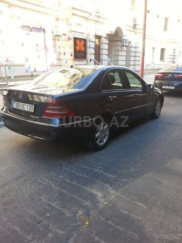 Mercedes C 220 2001, 312,000 km - 2.2 l - Bakı