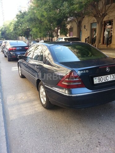 Mercedes C 220 2001, 312,000 km - 2.2 l - Bakı