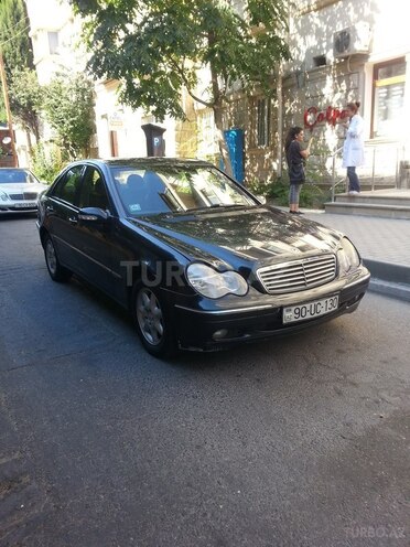 Mercedes C 220 2001, 312,000 km - 2.2 l - Bakı