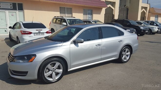Volkswagen Passat 2012, 50,000 km - 0.3 l - Gəncə