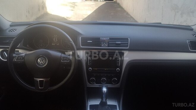 Volkswagen Passat 2012, 50,000 km - 0.3 l - Gəncə