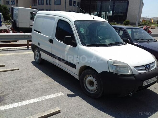 Peugeot Partner 2005, 300,000 km - 1.9 l - Bakı