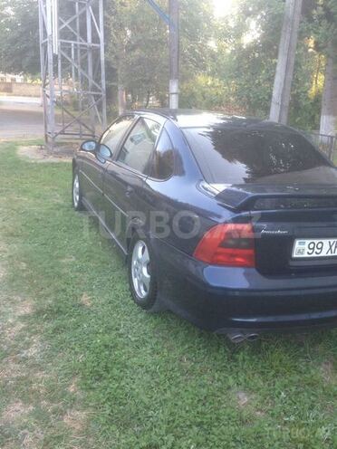 Opel Vectra 2000, 238,000 km - 2.0 l - Zaqatala