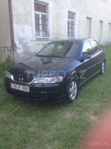 Opel Vectra 2000, 238,000 km - 2.0 l - Zaqatala