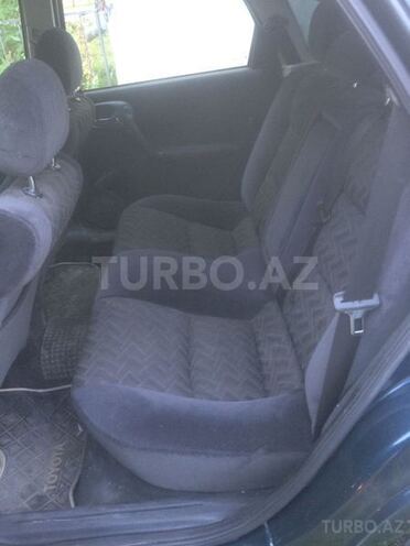 Opel Vectra 2000, 238,000 km - 2.0 l - Zaqatala
